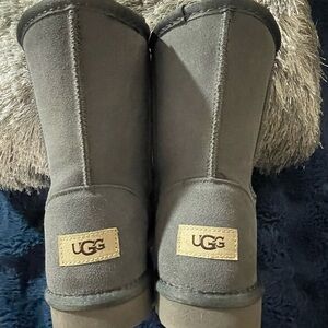 UGG Charcoal Short Boots, Women's Size 9